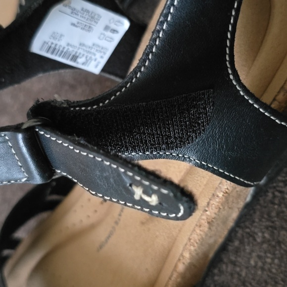 CLARKS BRAND WOMEN'S BLACK LEATHER SUMMER SANDALS SIZE 12 - Picture 9 of 14